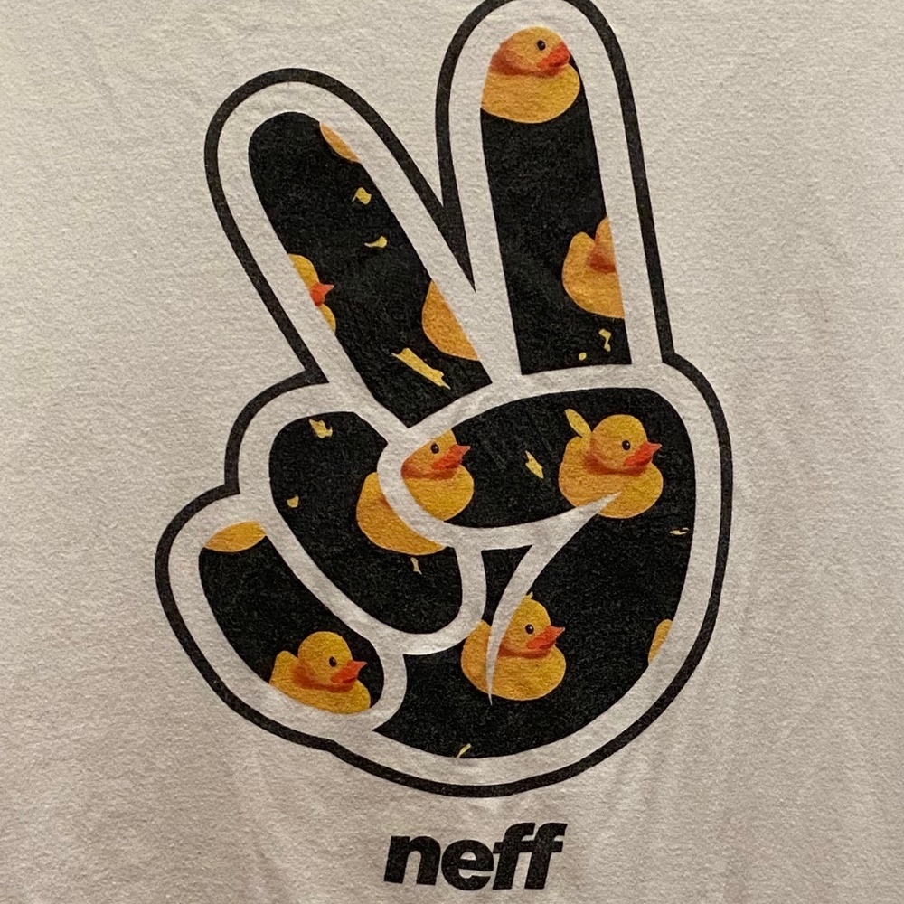Neff Tee with graphic